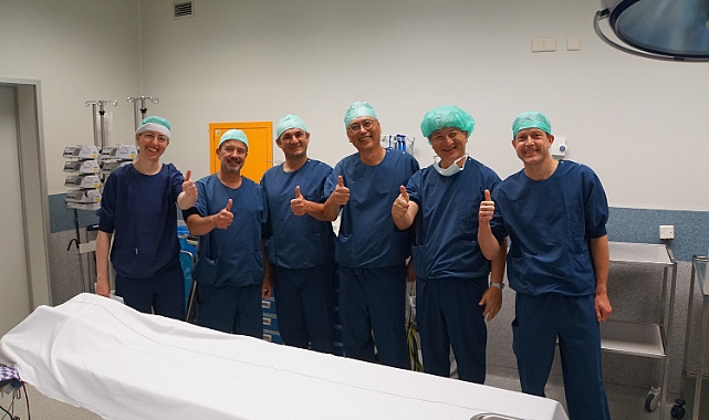 Türk cerrahlar Hollanda’da!